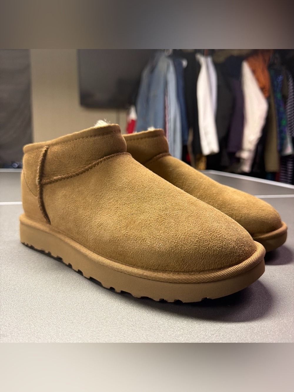 NEW UGG Women's Classic Ultra Mini Boots Chestnut Size US 8